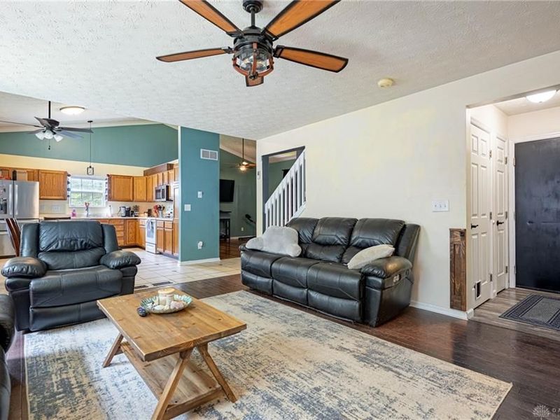 592 Sherman Drive, Franklin, OH 45005 Photo 12