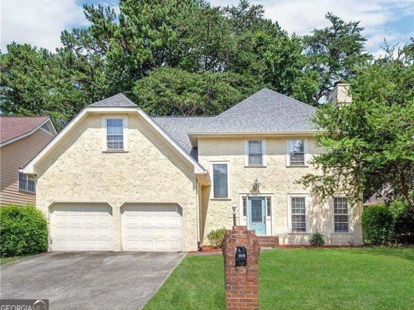 919 Bridgegate Drive NE, Marietta, GA 30068
