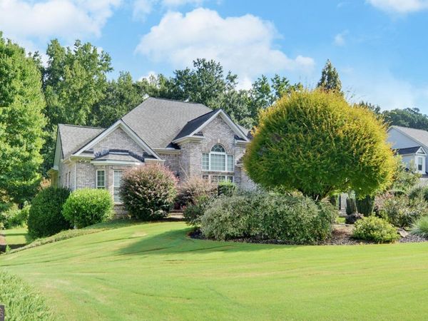 220 Azalea Drive, Hartwell, GA 30643