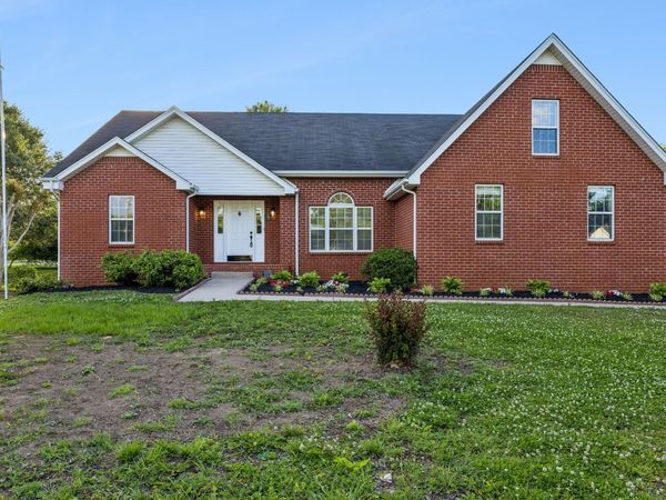 101 Chertsey Ct , Murfreesboro, TN 37127