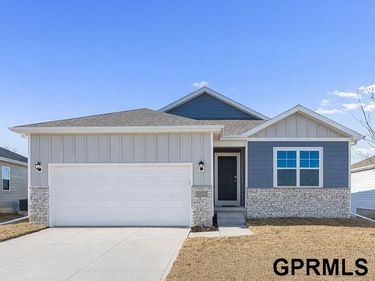 5545 N 186 Avenue, Elkhorn, NE 68022