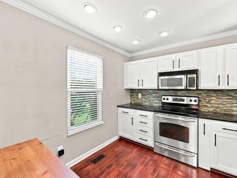5244 Pros Drive, West Chester, OH 45069 Photo 12