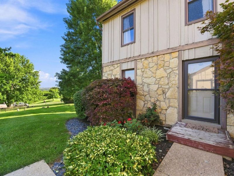 5244 Pros Drive, West Chester, OH 45069 Photo 4