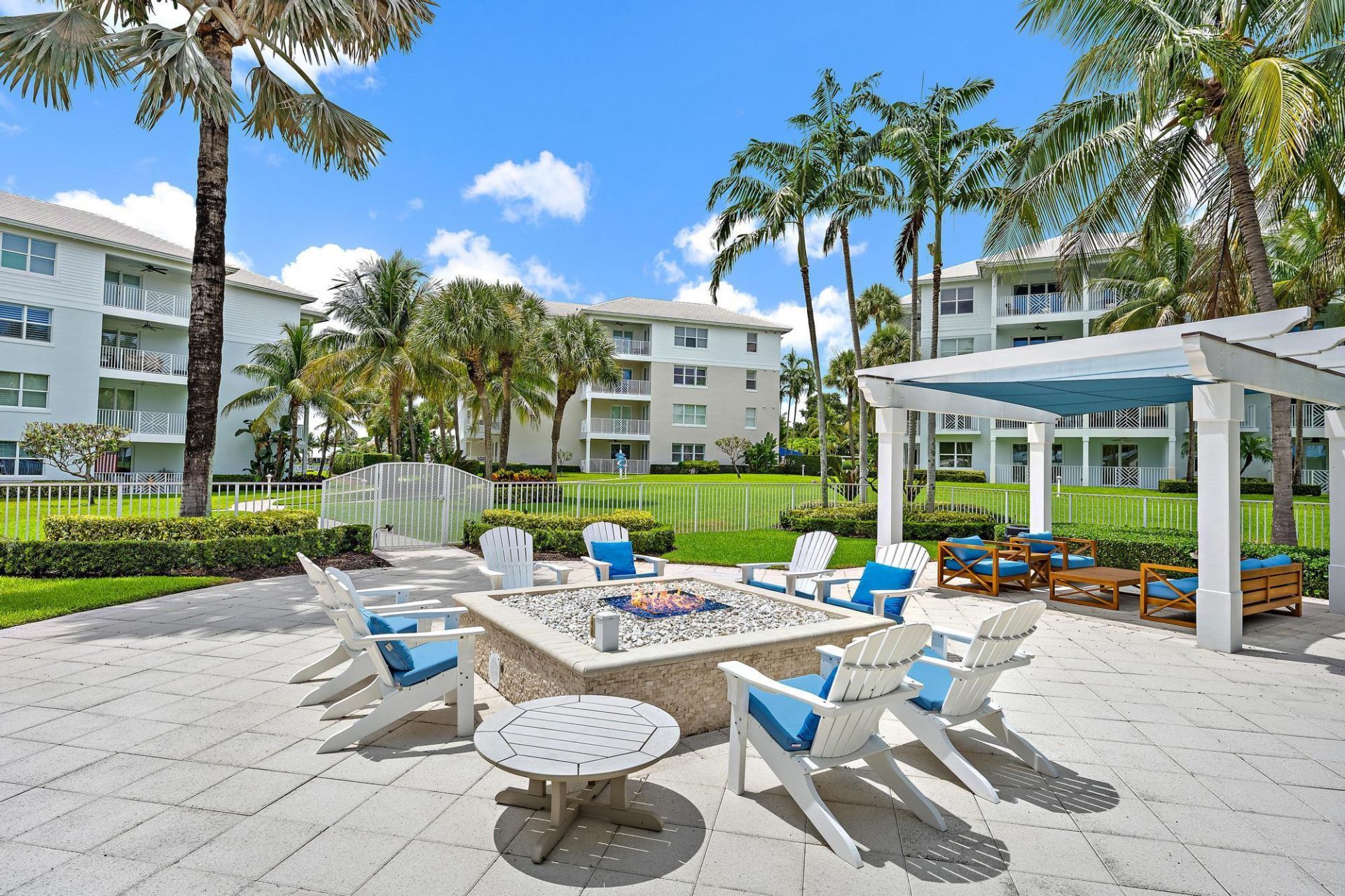 411 Bay Colony Drive N, Juno Beach, FL 33408 Photo