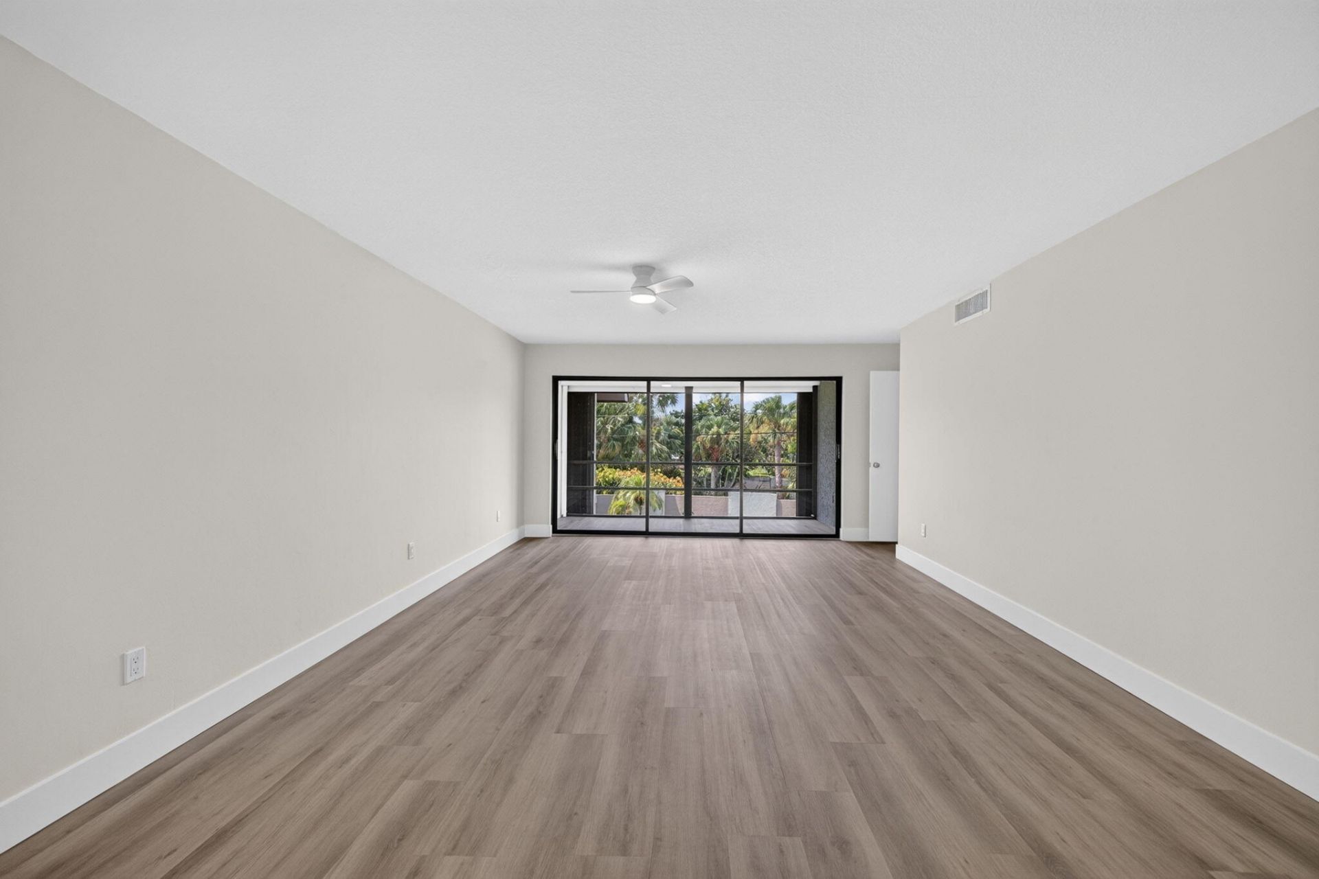 1600 NE Dixie Highway, Unit 10-205, Jensen Beach, FL 34957 Photo