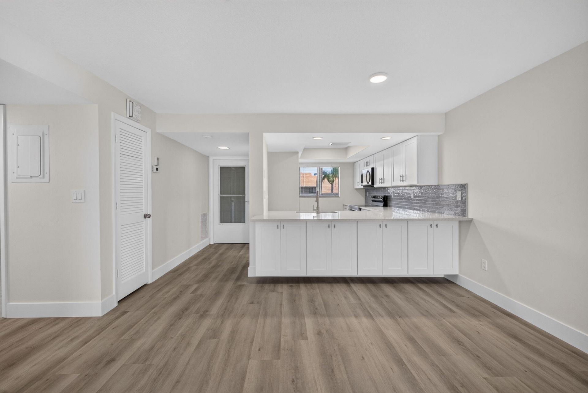 1600 NE Dixie Highway, Unit 10-205, Jensen Beach, FL 34957 Photo