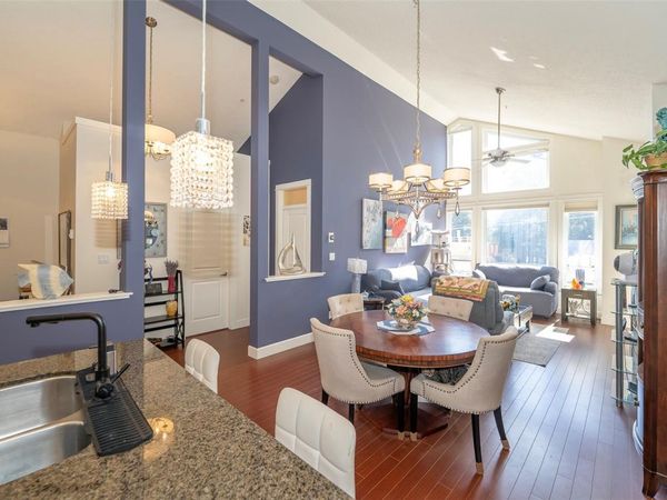 3210 Jacklin Rd, Unit #402, Langford, BC V9B 0J5