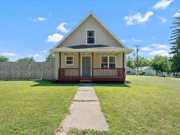 103 W Miller Street, Ligonier, IN 46767