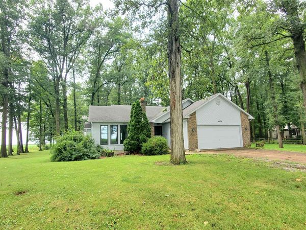 4928 S Webster Road, New Haven, IN 46774