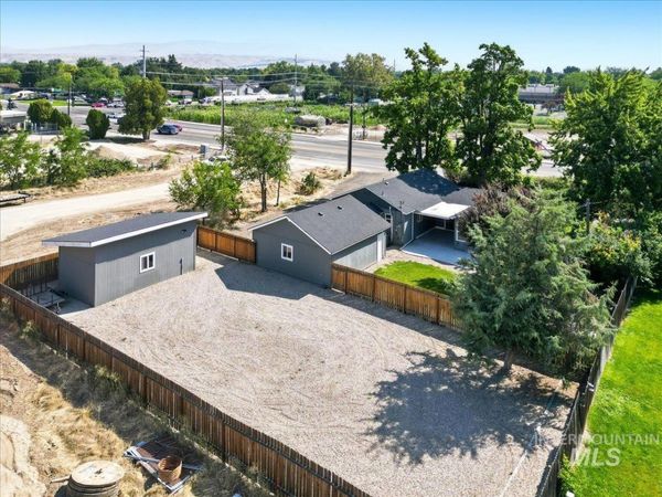 3029 N Maple Grove Rd, Boise, ID 83704