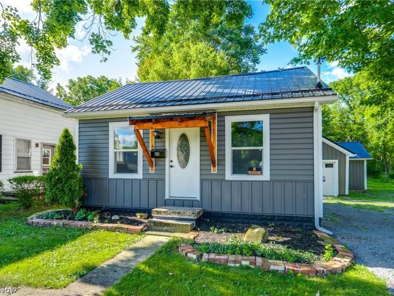 24 E Main Street, Newton Falls, OH 44444 Photo 2