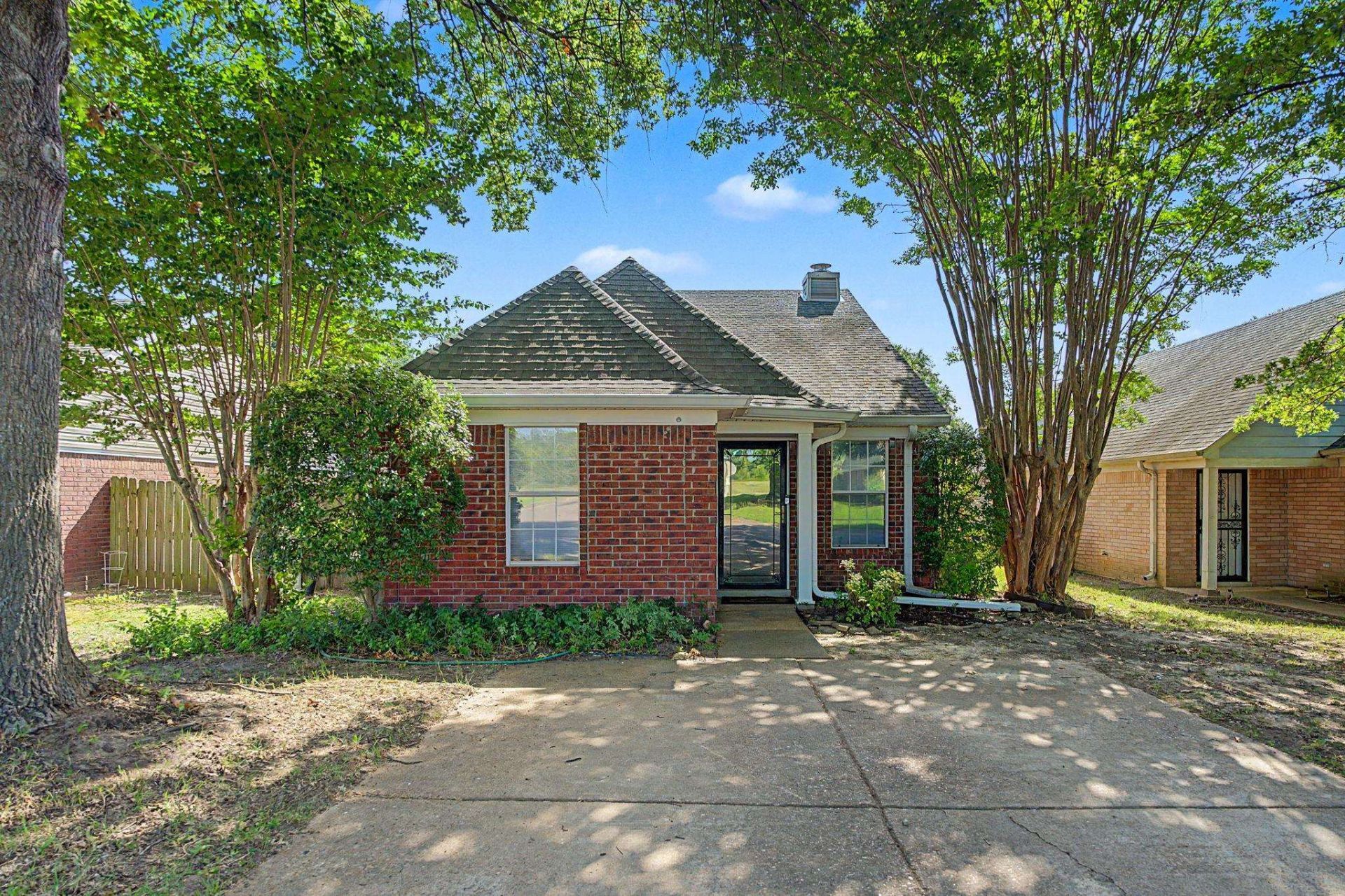 5442 Kayla Dr, Southaven, MS 38671 Main Photo