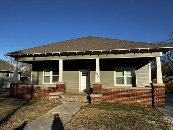 939 W Frey Street , Stephenville, TX 76401