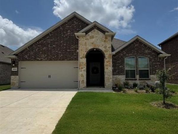 9808 Elk Falls Lane, Aubrey, TX 76227