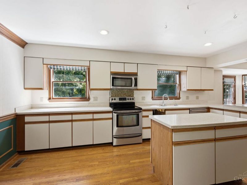 4427 Bromyard Avenue, West Chester, OH 45241 Photo 10