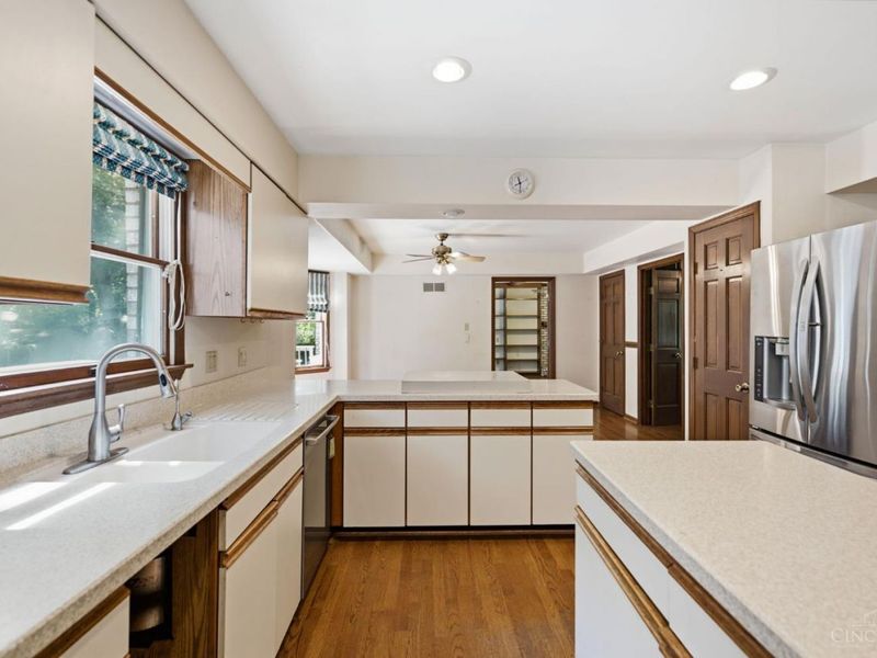 4427 Bromyard Avenue, West Chester, OH 45241 Photo 11