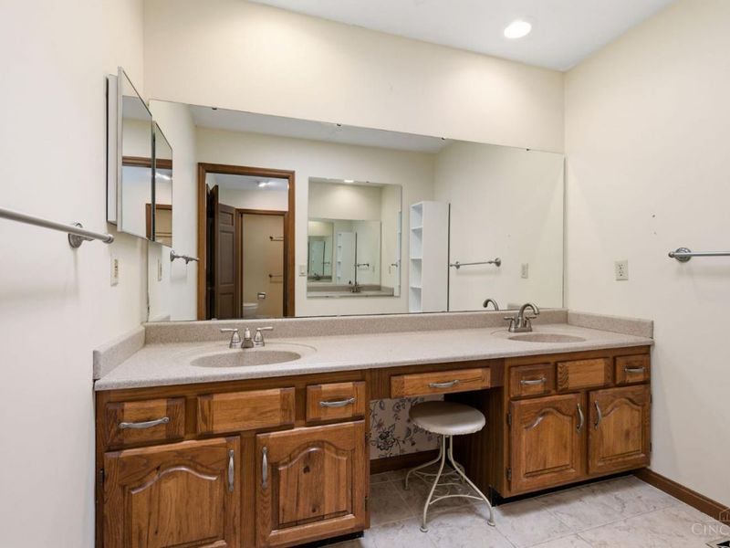 4427 Bromyard Avenue, West Chester, OH 45241 Photo 25