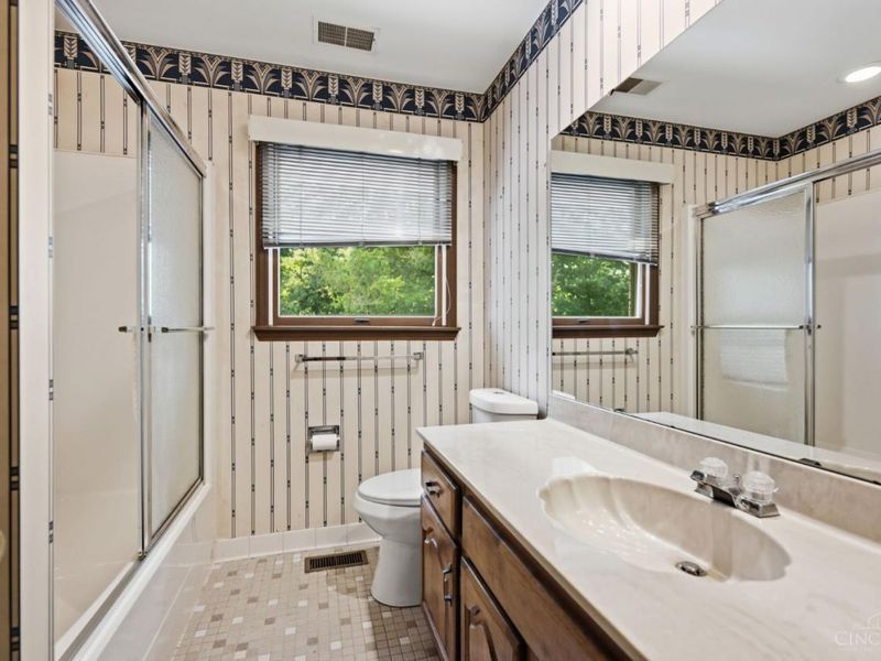 4427 Bromyard Avenue, West Chester, OH 45241 Photo 28