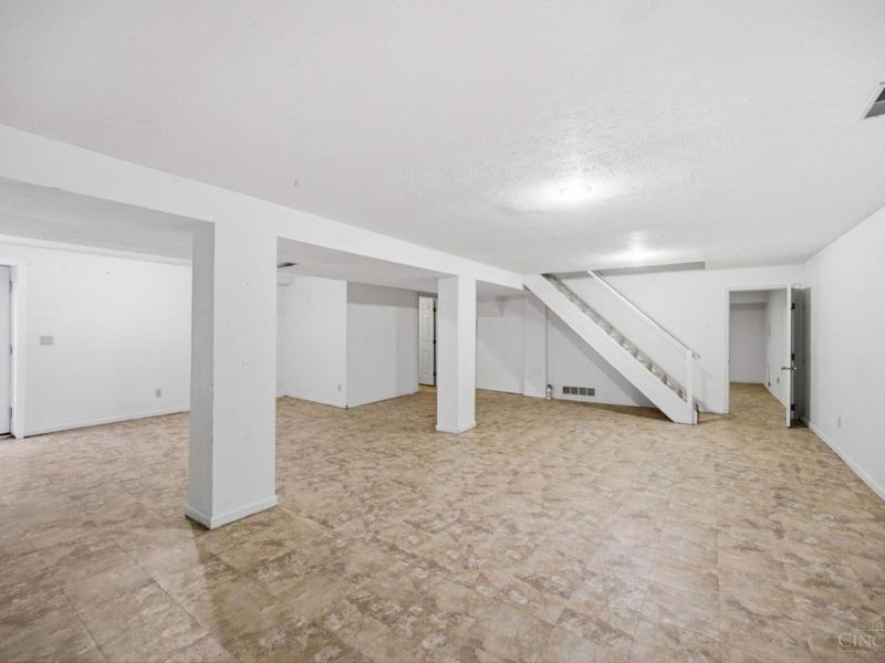 4427 Bromyard Avenue, West Chester, OH 45241 Photo 34