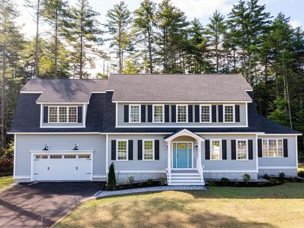19 Unkety Brook Way, Dunstable, MA 01827
