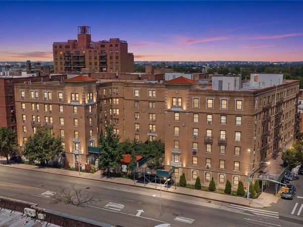 14809 Northern Boulevard, Unit 3C, Flushing, NY 11354