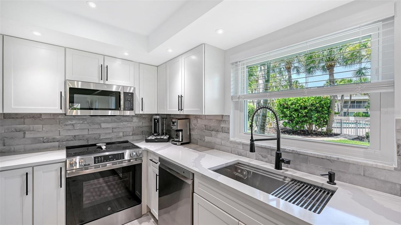 6750 Gulf Of Mexico Drive, Unit 171, Longboat Key, FL 34228 Photo