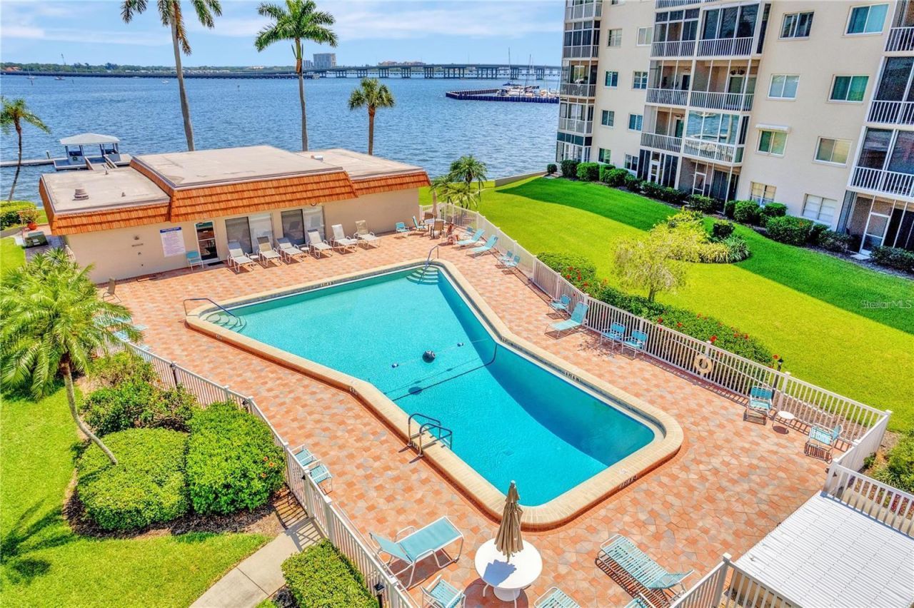 1650 1st Avenue W, Unit 408B, Bradenton, FL 34205 Photo