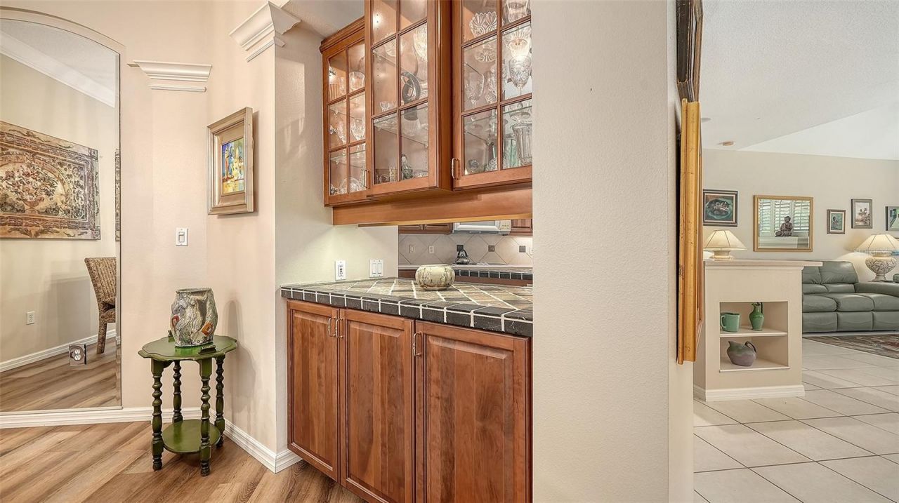 4727 Carrington Circle, Sarasota, FL 34243 Photo