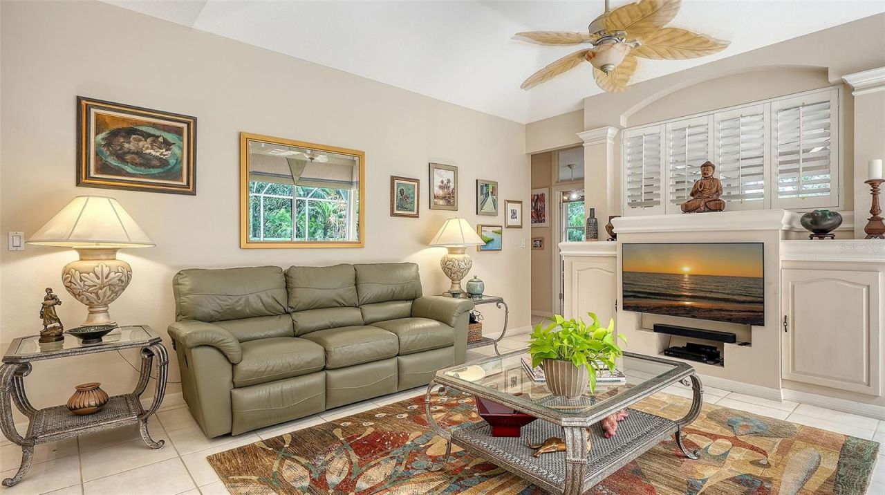 4727 Carrington Circle, Sarasota, FL 34243 Photo