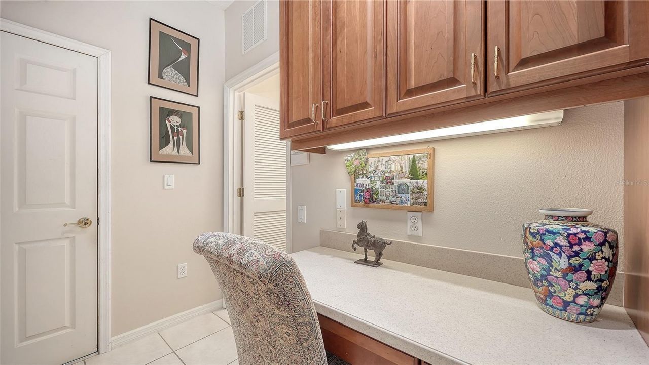 4727 Carrington Circle, Sarasota, FL 34243 Photo