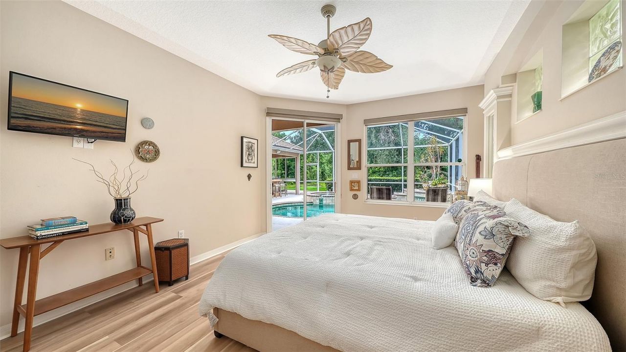 4727 Carrington Circle, Sarasota, FL 34243 Photo