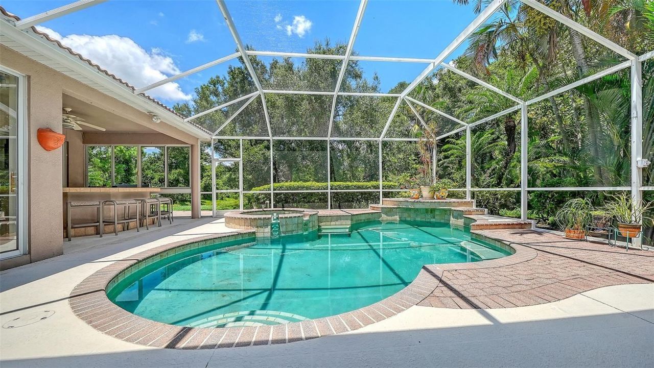 4727 Carrington Circle, Sarasota, FL 34243 Photo