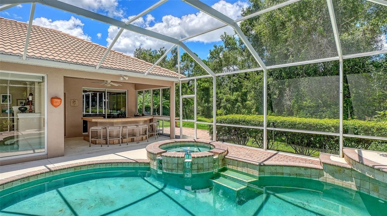 4727 Carrington Circle, Sarasota, FL 34243 Photo