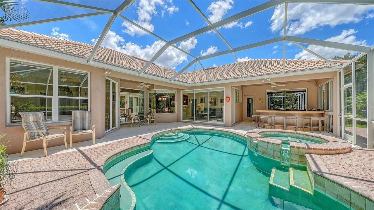4727 Carrington Circle, Sarasota, FL 34243 Photo