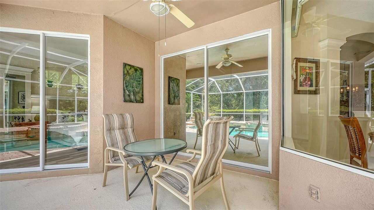 4727 Carrington Circle, Sarasota, FL 34243 Photo
