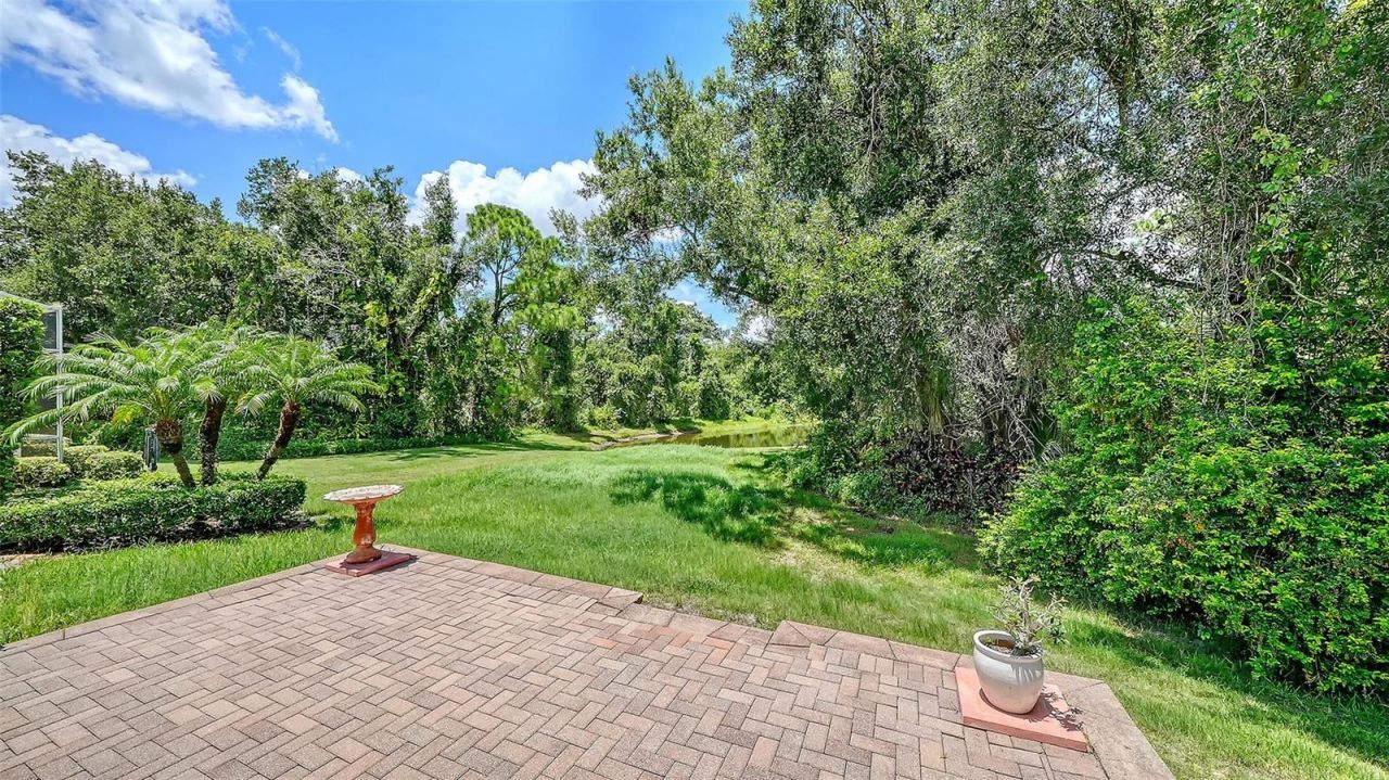 4727 Carrington Circle, Sarasota, FL 34243 Photo