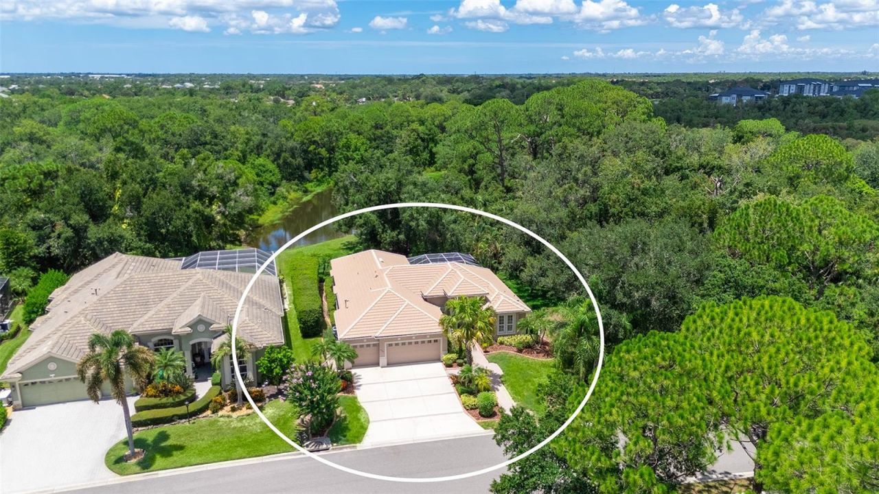 4727 Carrington Circle, Sarasota, FL 34243 Photo