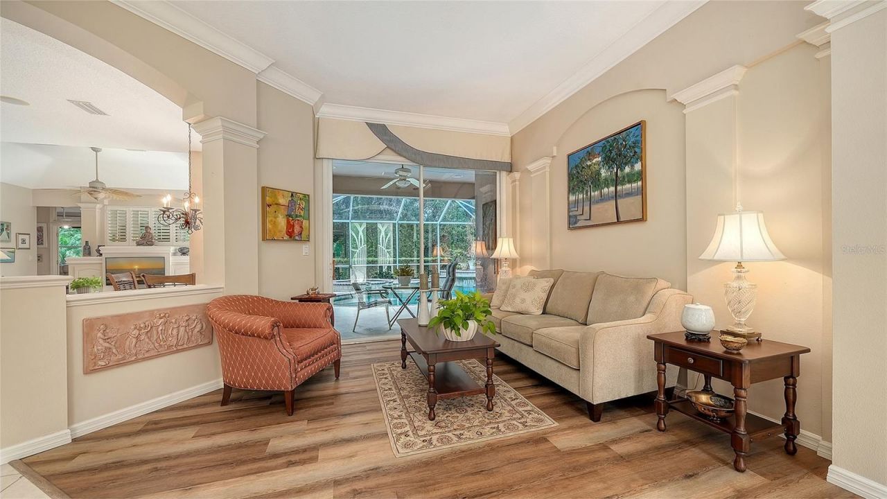 4727 Carrington Circle, Sarasota, FL 34243 Photo