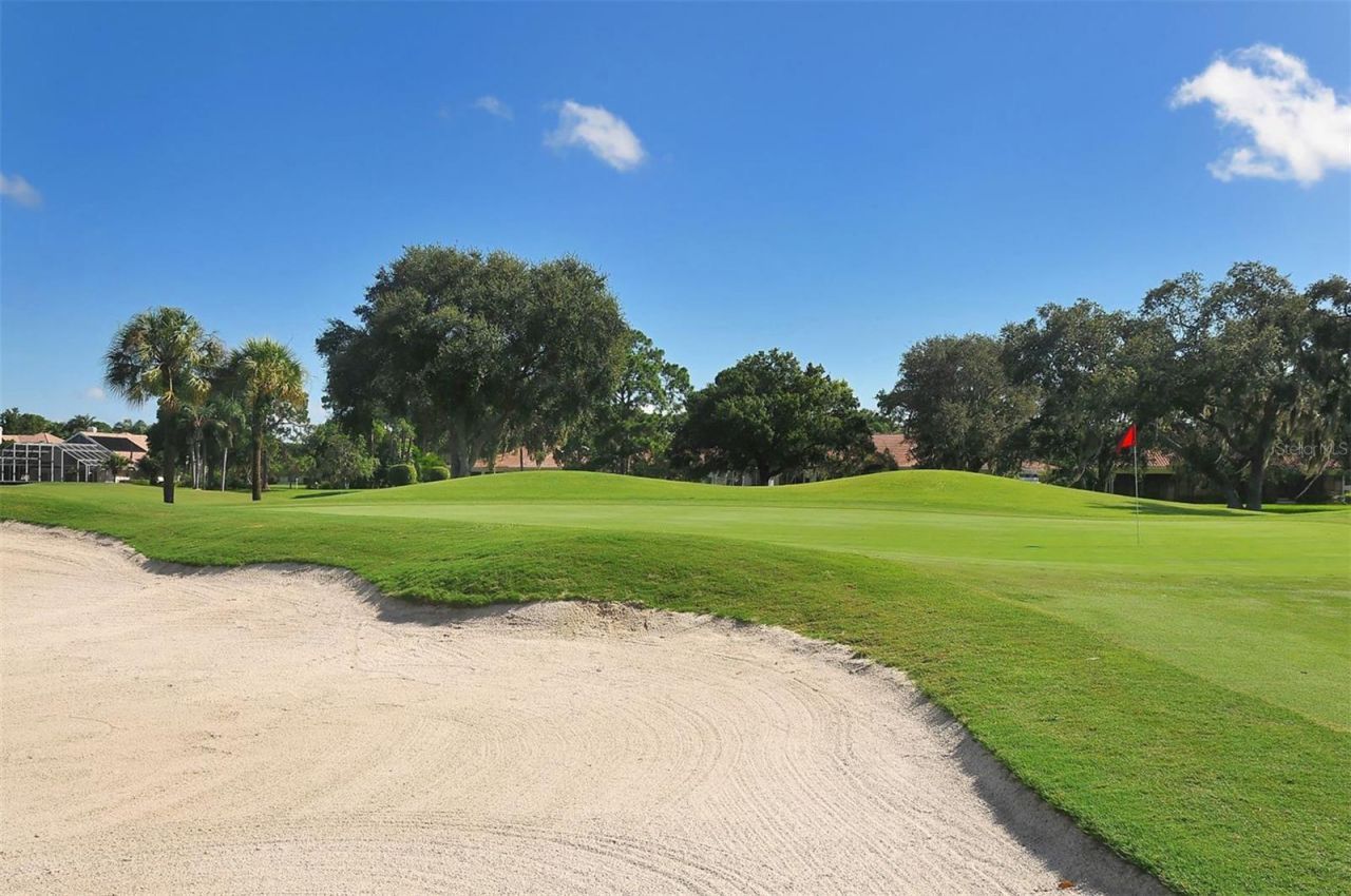4727 Carrington Circle, Sarasota, FL 34243 Photo