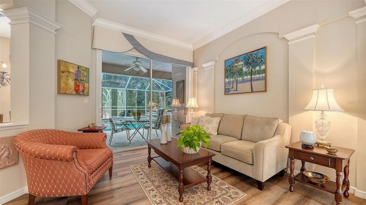 4727 Carrington Circle, Sarasota, FL 34243 Photo