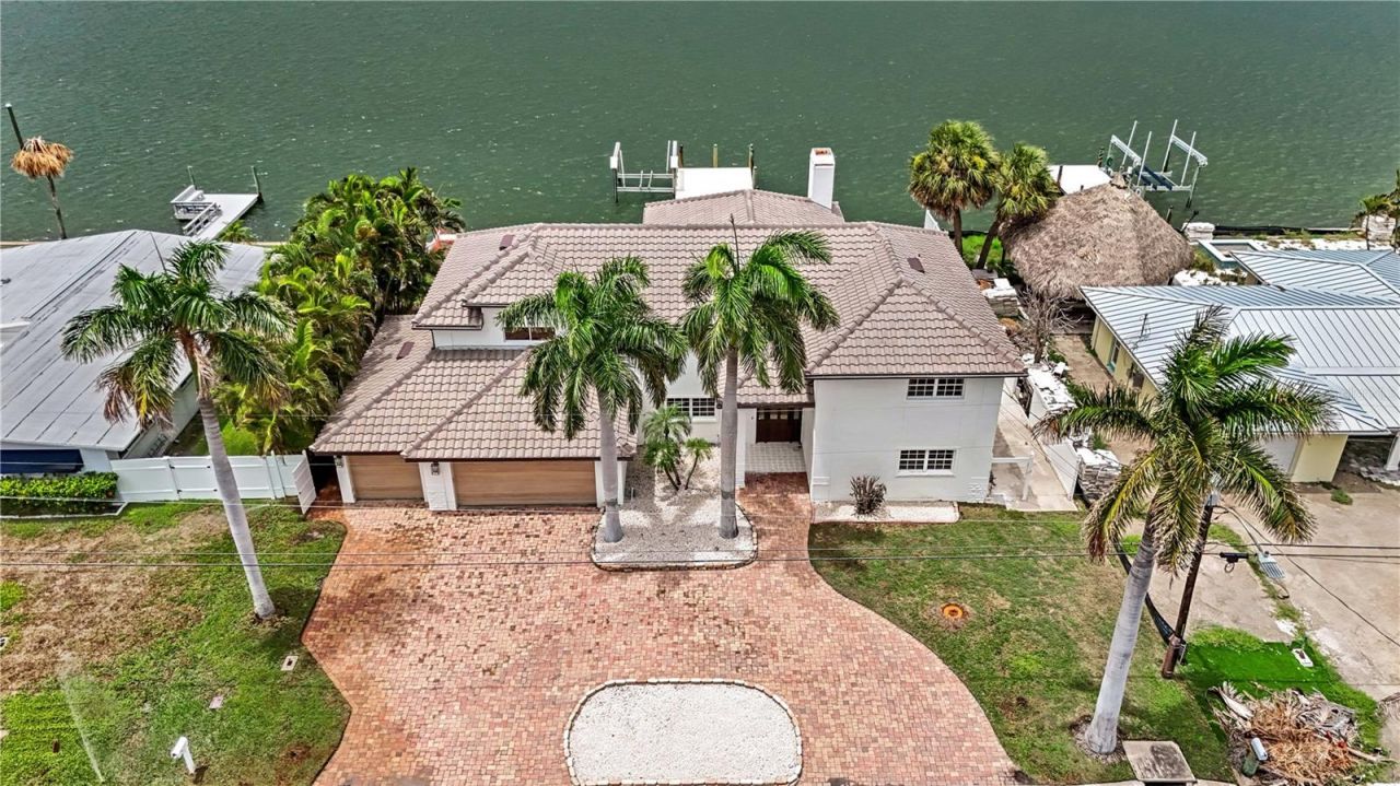 423 55th Avenue, Saint Pete Beach, FL 33706 Photo