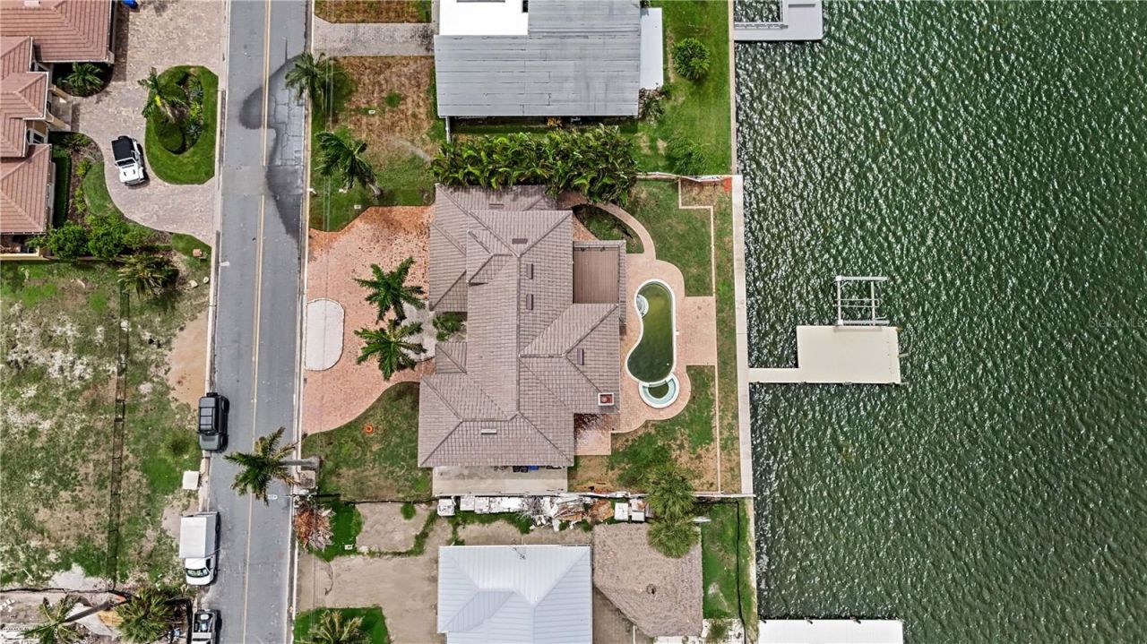 423 55th Avenue, Saint Pete Beach, FL 33706 Photo
