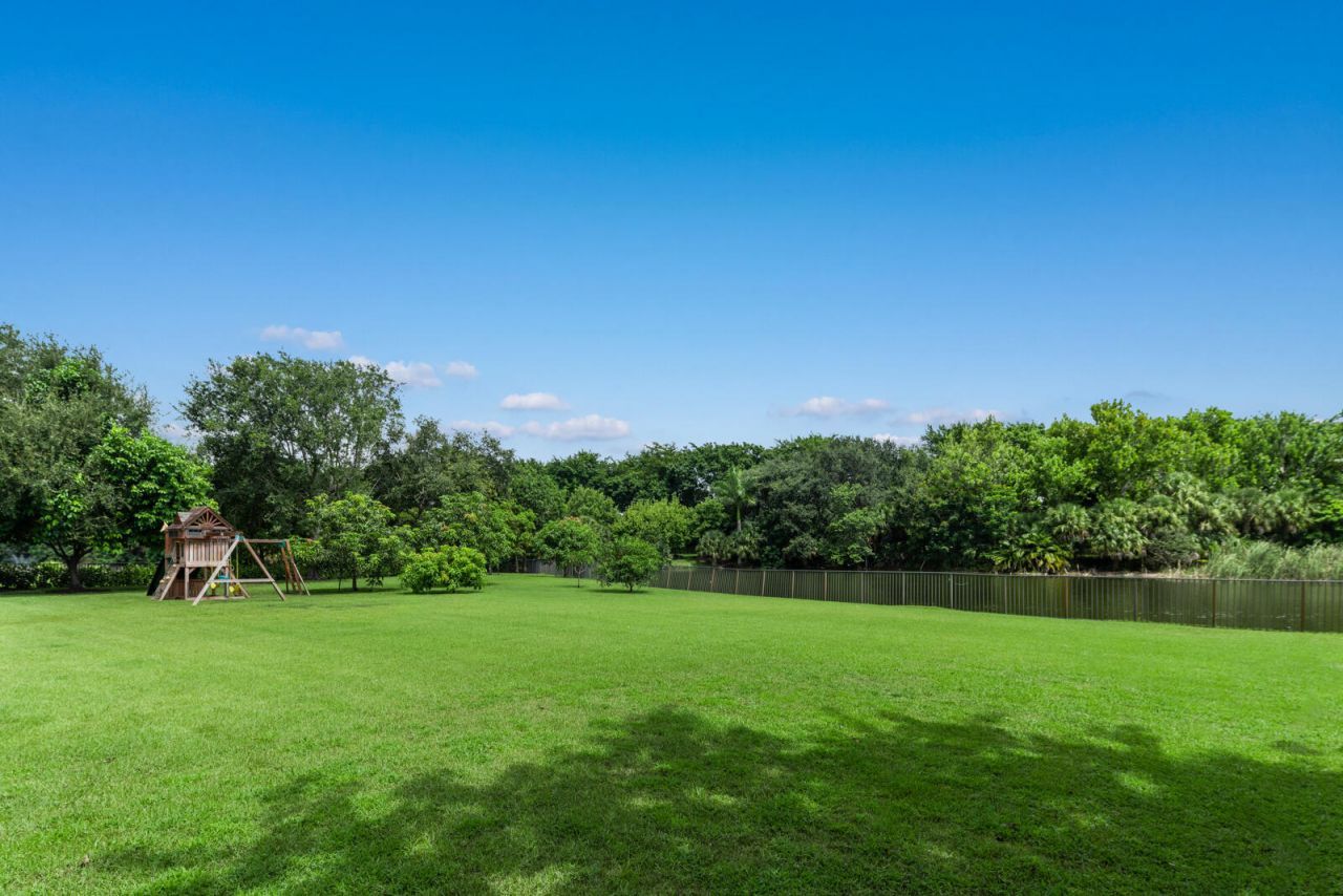 17130 Avenue Le Rivage, Boca Raton, FL 33496 Photo