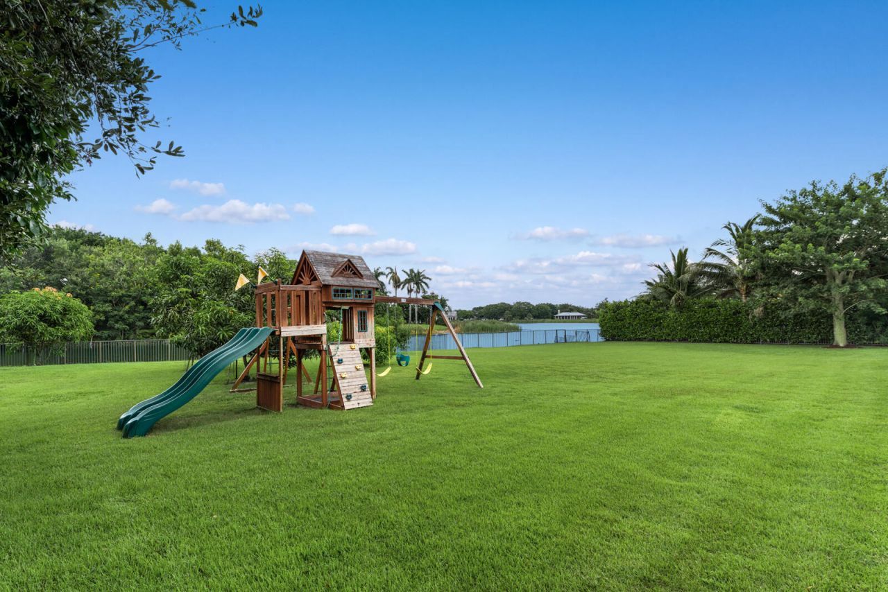17130 Avenue Le Rivage, Boca Raton, FL 33496 Photo