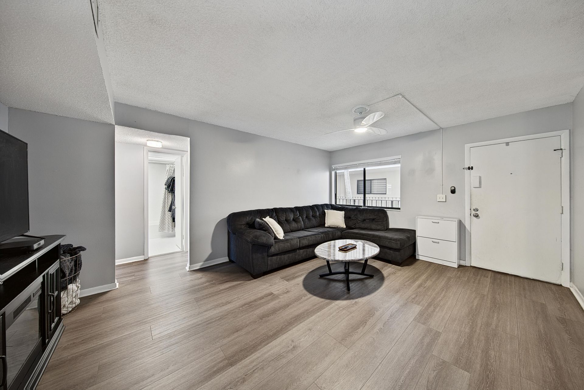 5190 Las Verdes Circle, Unit 214, Delray Beach, FL 33484 Photo