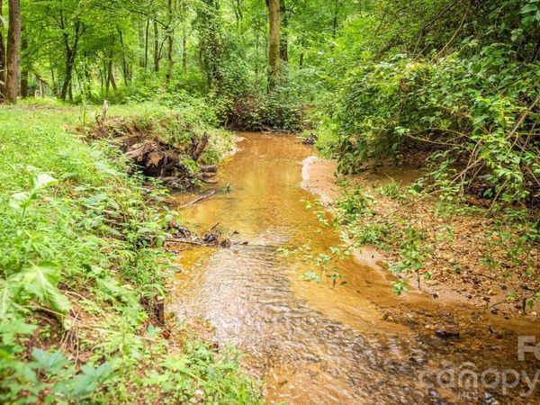 720 Saint Cloud Drive , Statesville, NC 28625
