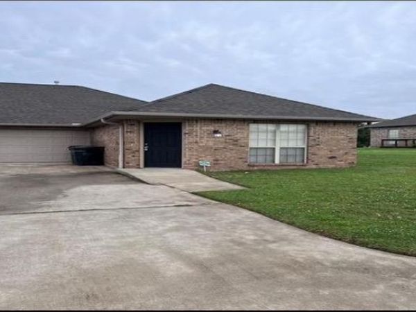 4324 Huntly Drive, Del City, OK 73115