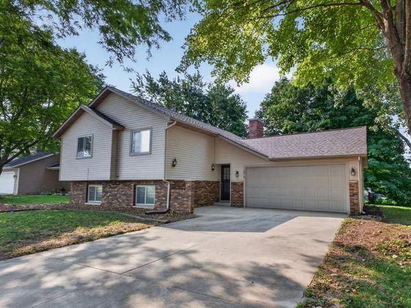 2818 26th Street NW, Rochester, MN 55901