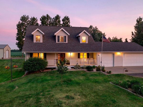 30000 Xylite Street NE, Isanti, MN 55040