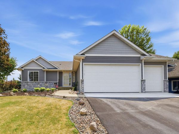 221 Douglas Drive , Waverly, MN 55390